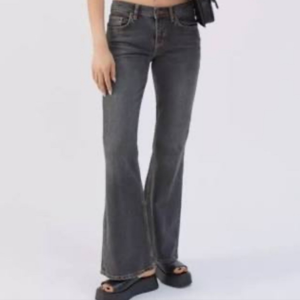 BDG Low Rise Flare Gray Plus Size Jeans Size Women's 39 NEW with Tags